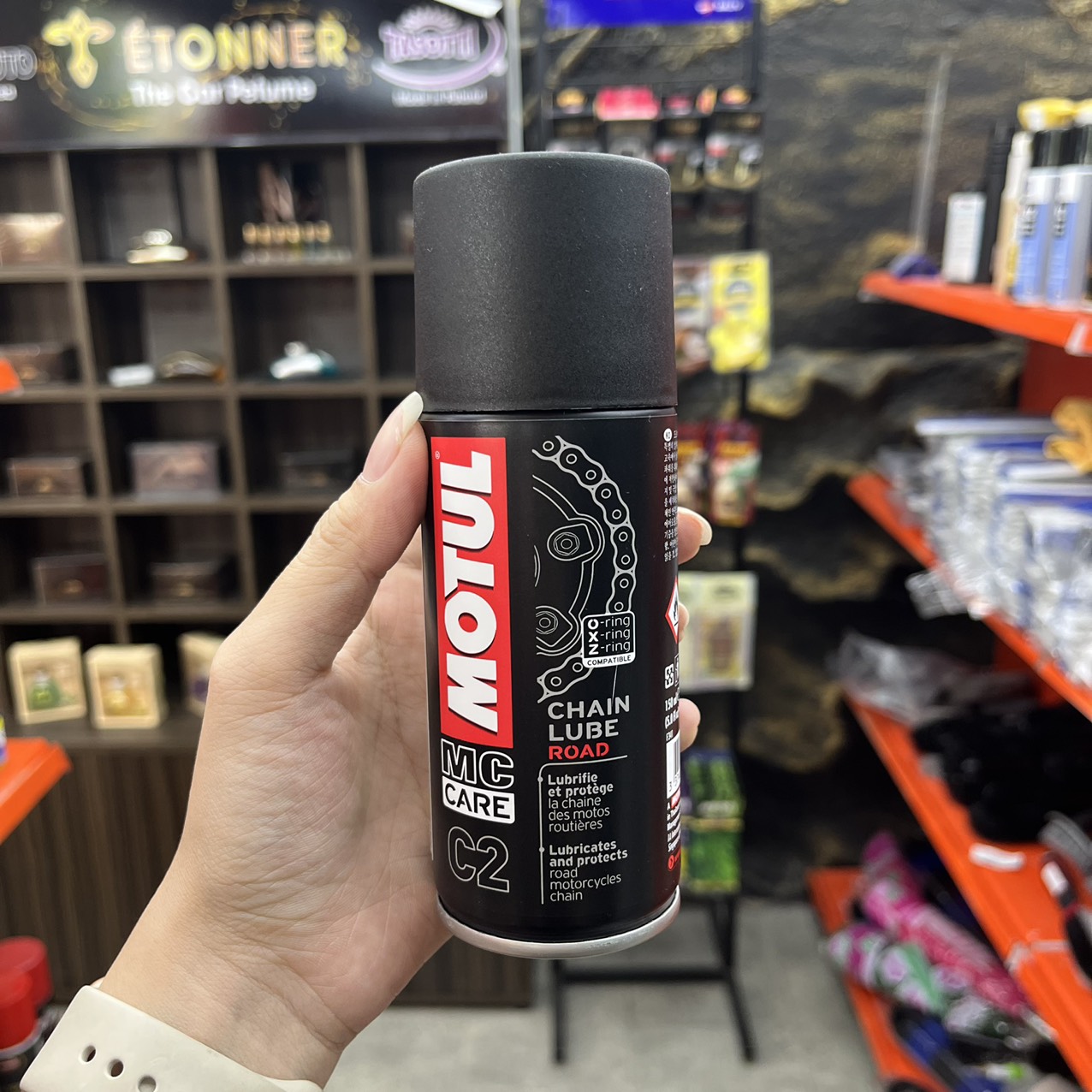 [Tặng Cọ Sên] Chai Xịt Dưỡng Sên , Xích Motul C2 150ML