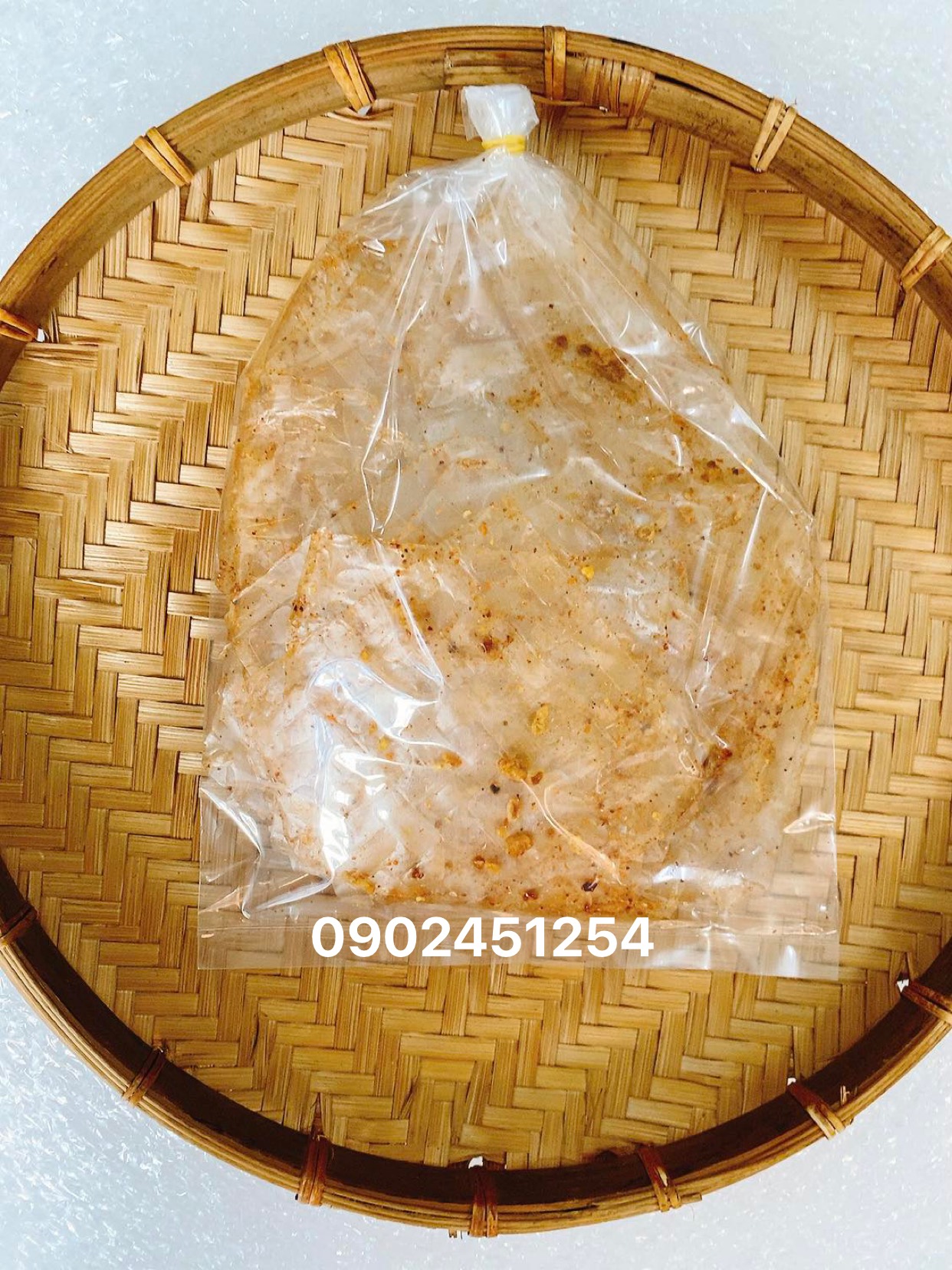 HCM - 1 Bịch 100g Bánh Tráng Muối Nhuyễn Xì Ke Tỏi [SIÊU CAY - SIÊU NGHIỆN] - Bánh Tráng Tây Ninh