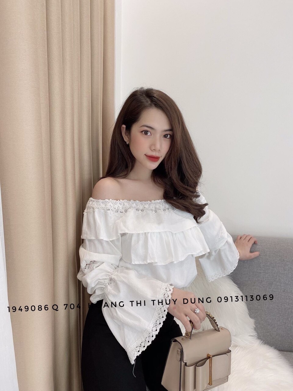 Áo trễ vai hai tầng bèo tay xòe nữ tính TTSA0221