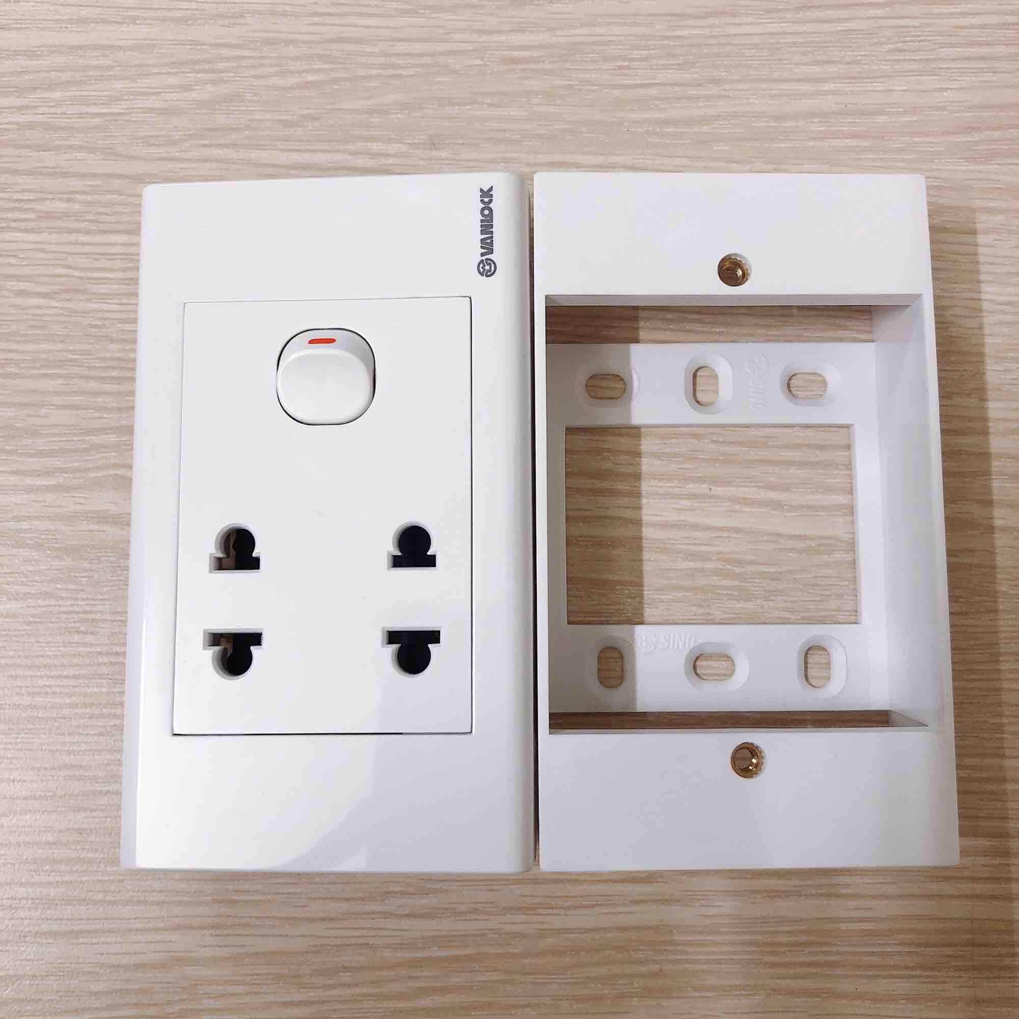 [HCM]Combo ổ cắm  công tắc  đế nổi SINO