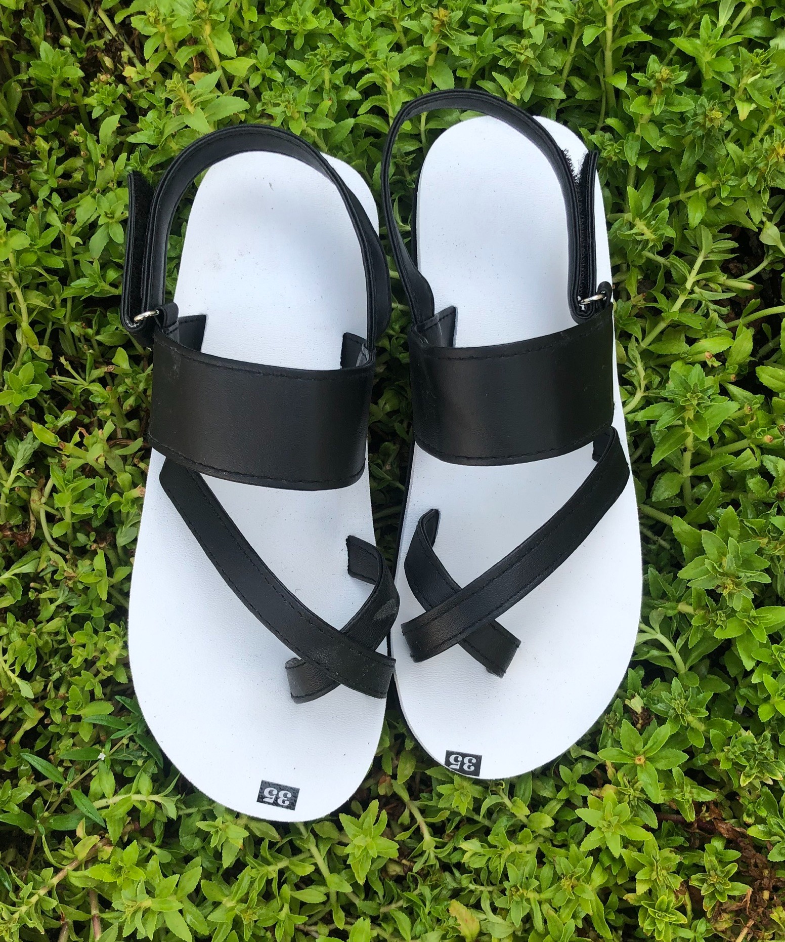 sandal chíp chíp (sandal nam nữ đế trắng quai đen )