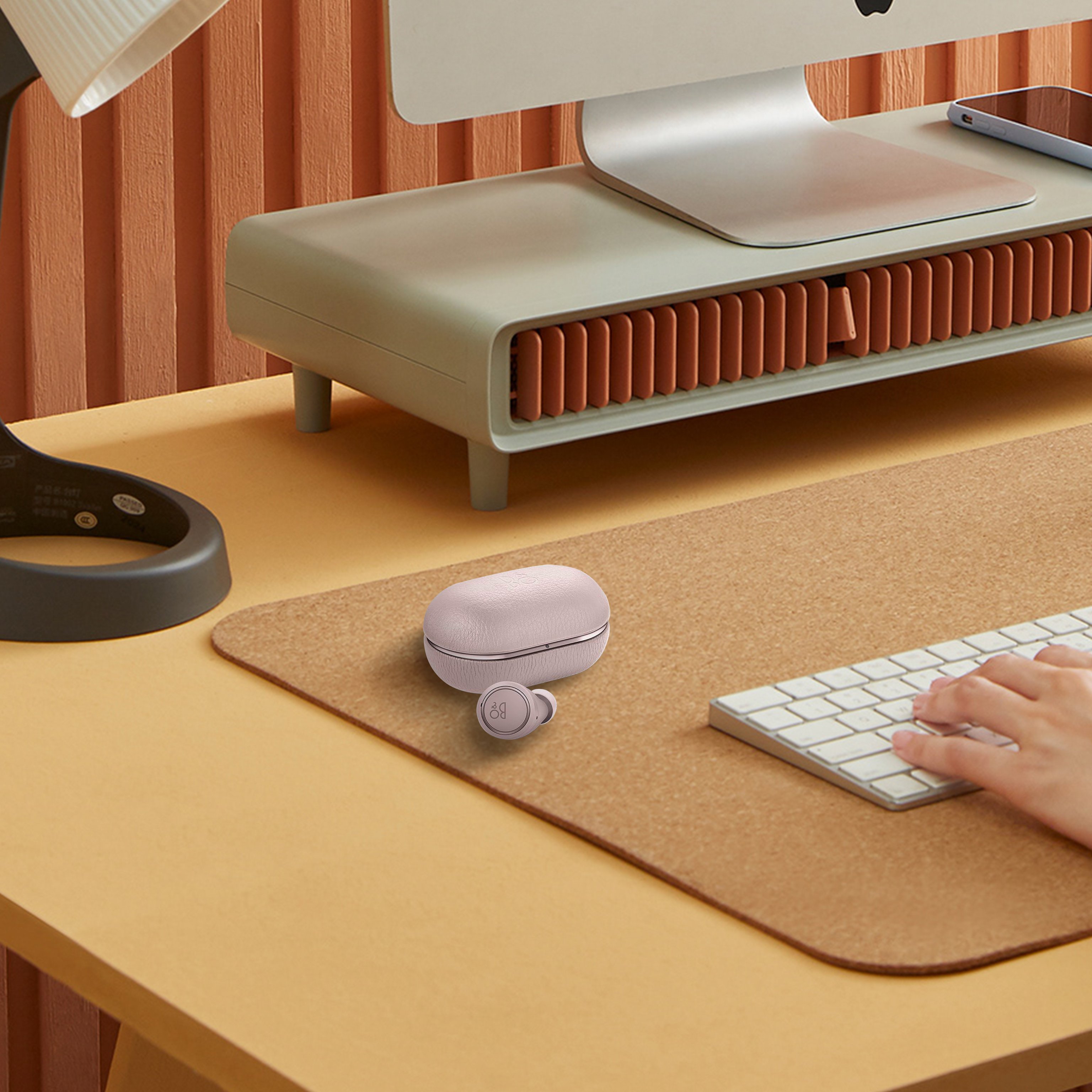 Tai nghe Bluetooth Beoplay E8 3rd Gen