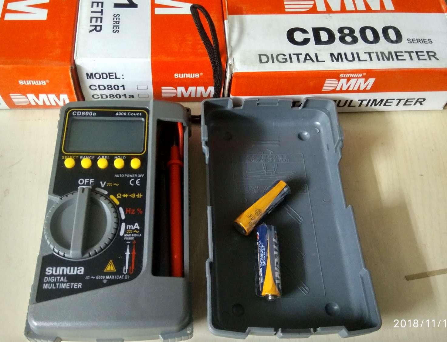 Đồng hồ vạn năng CD800A