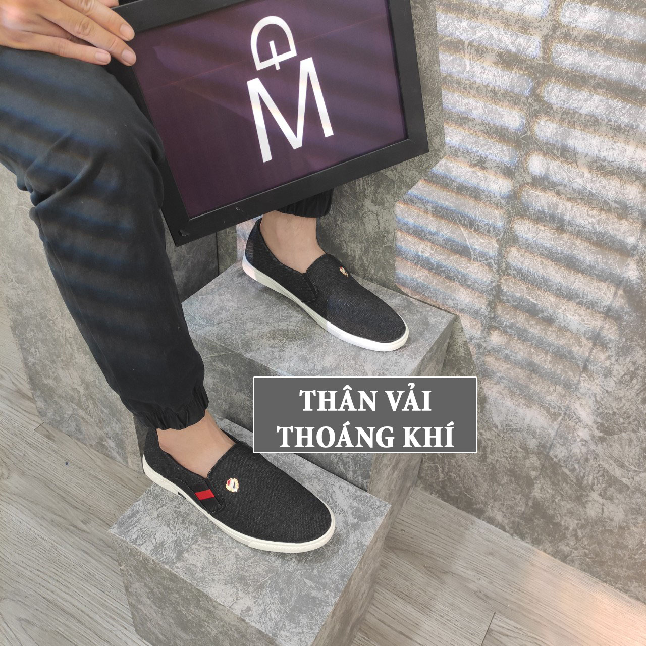 Giày lười vải nam MĐ G361 đen