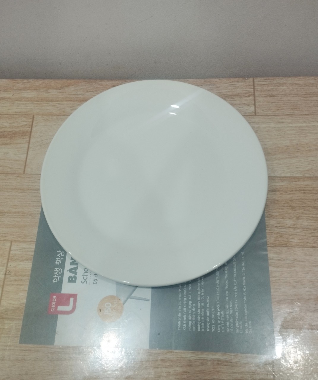 Dĩa sứ tròn cạn trắng 20cm