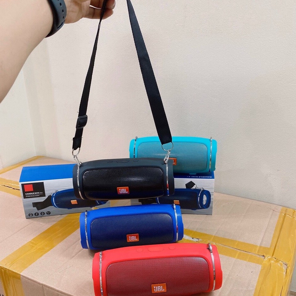 Loa bluetooth charge 4 + mini không dây vỏ nhôm chống nước IPX7, âm bass cực chất ,chống va đập, có thể kết nối 2 thiết bị loa cùng lúc , kèm dây đeo cho loa tiện lợi , hỗ trợ cổng thẻ nhớ và usb bảo hành 24 tháng