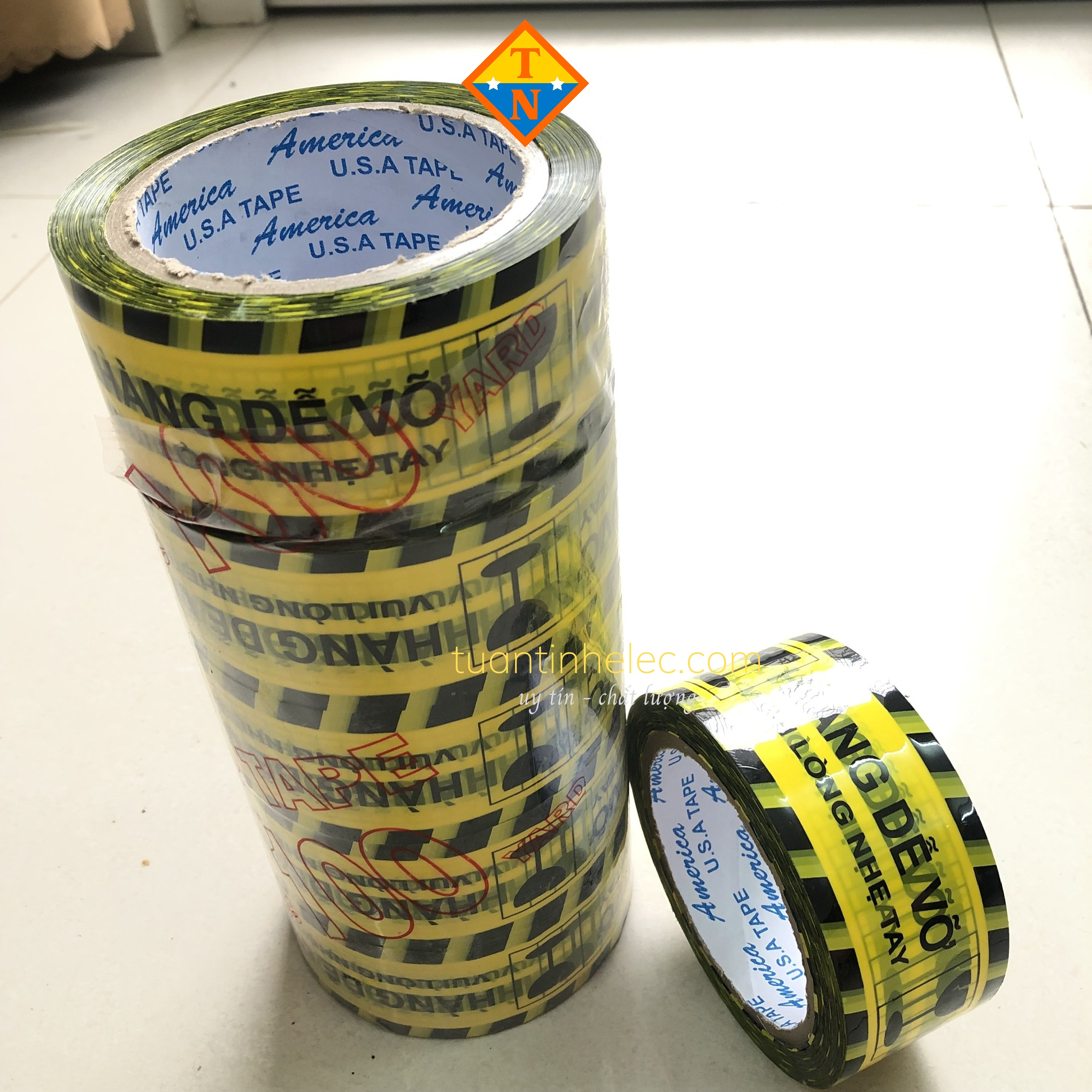 Băng keo in chữ Hàng dễ vỡ - 100yard