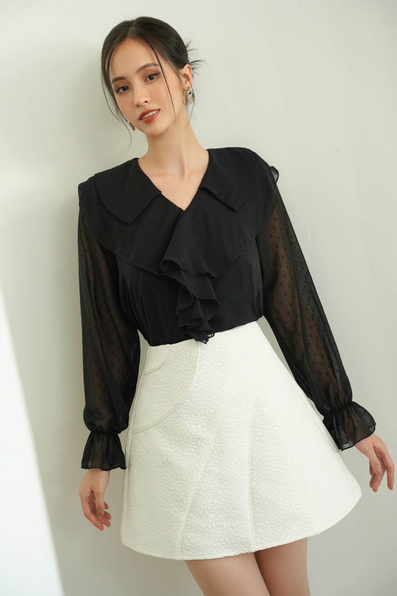 OLV - Chân váy Line Basic Skirt in White