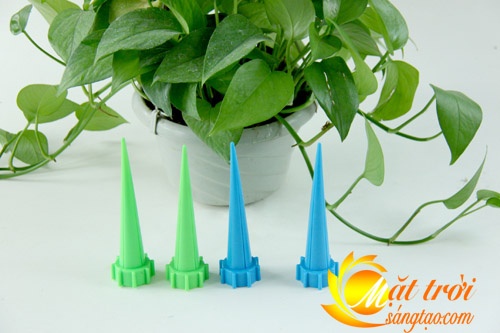 Vòi tưới cây tự động