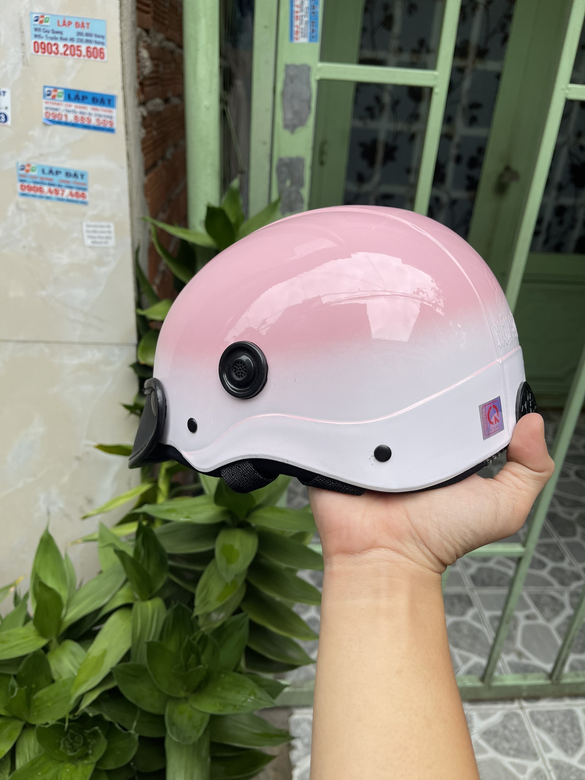 nón bảo hiểm hai màu nhiều màu lựa chọn(tem mạc đầy đủ)