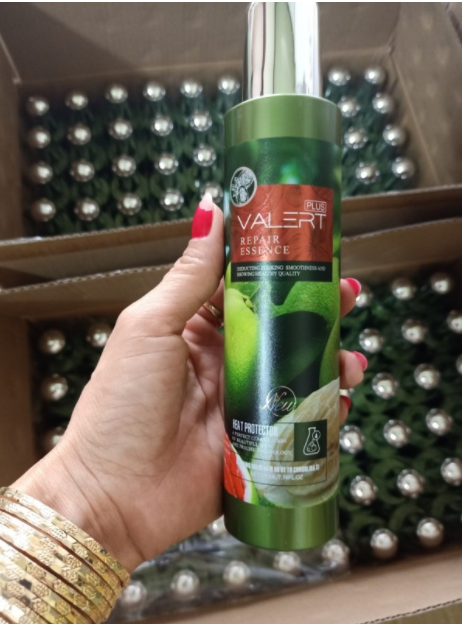 XỊT DƯỠNG TÓC TINH DẦU BƯỞI 200ML