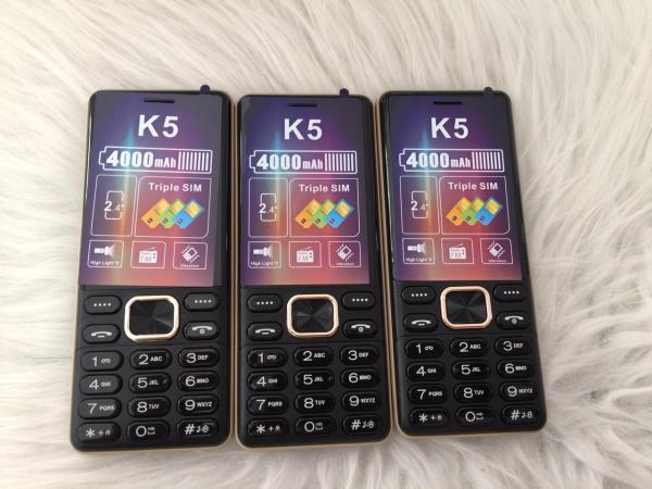 Điện thoại K5 3 Sim Màn hình 2.4inch Loa To Pin 4000mAh có Đèn Pin Bảo hành 12 tháng