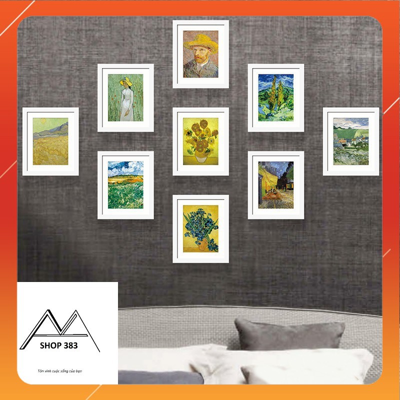 Bộ khung ảnh trang trí sẽ giúp cho không gian sống của bạn trở nên đẹp hơn và ấm áp hơn. Với nhiều kiểu dáng và màu sắc đa dạng, bạn có thể tạo ra những bức tường ảnh đầy phong cách và tinh tế chỉ bằng những chiếc khung ảnh tinh xảo này.