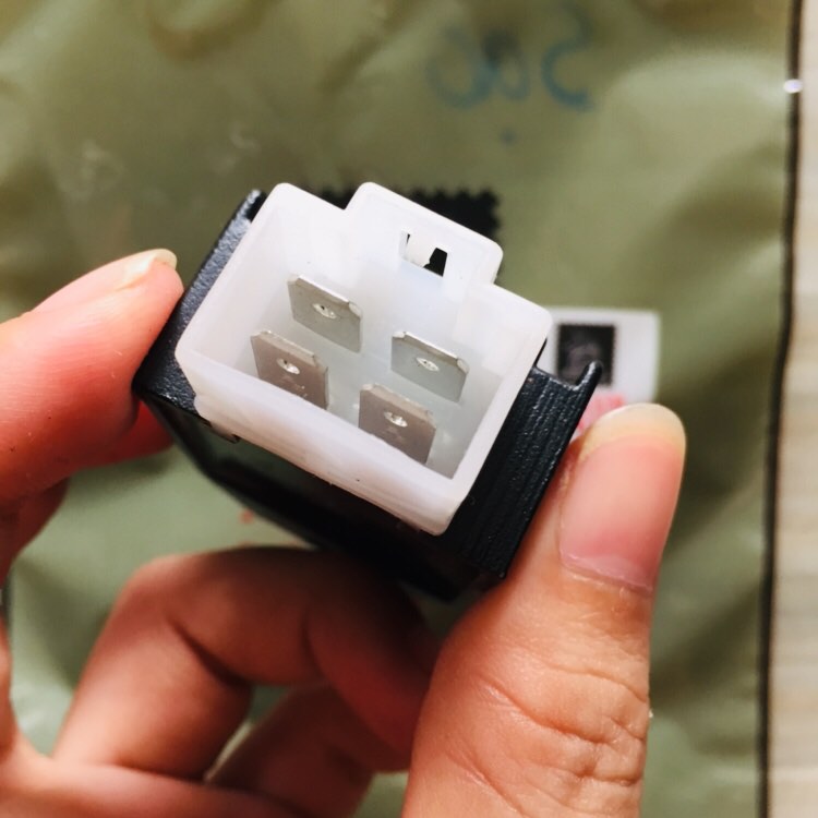 CỤC SẠC XE SỐ DREAM, WAVE, WAVE 110, CUP, THÁI LAN MITKAM MAKON