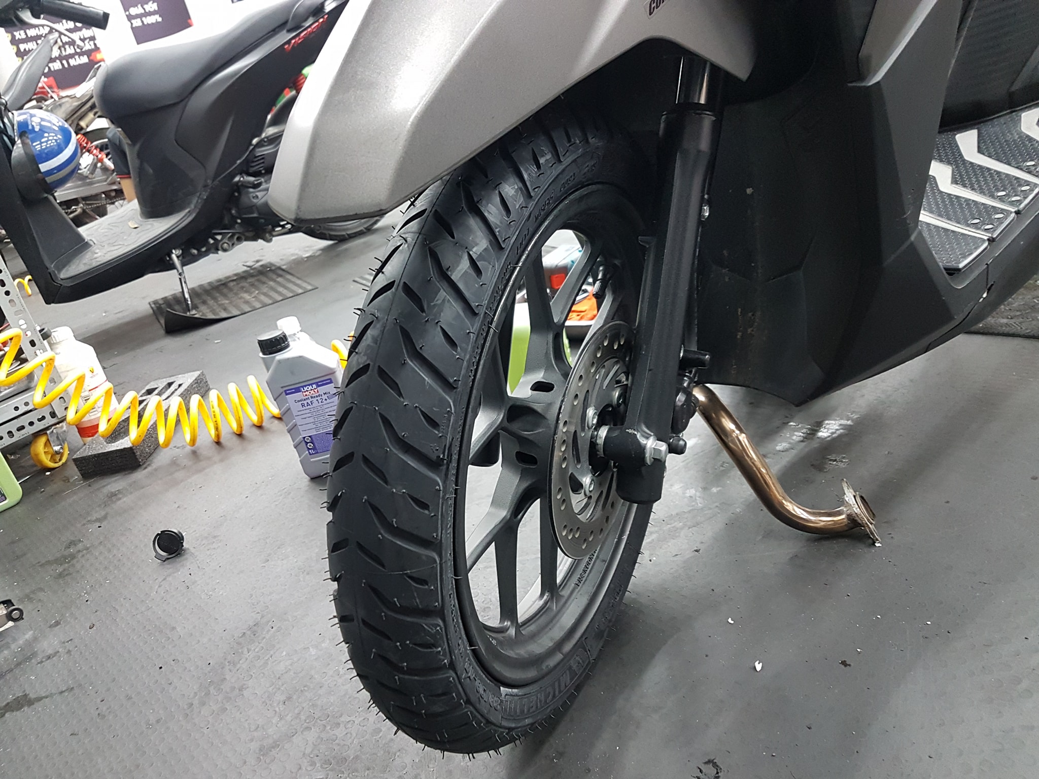 Vỏ Michelin 80/90-14 Pilot Street 2