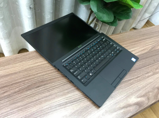 LAPTOP DELL LATITUDE 7380 (I7-7600U | RAM 8GB | SSD 256G | MÀN 13,3 INCH FULL HD)