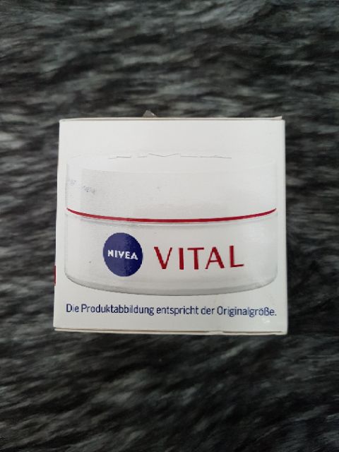 Kem dưỡng da Nivea vital xách tay Đức