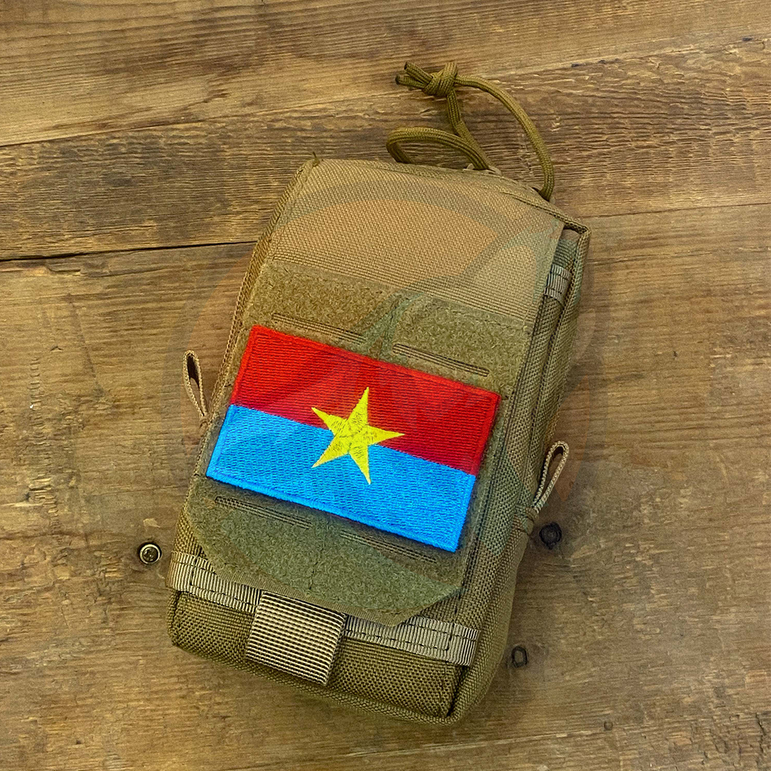 Cờ giải phóng miền Nam Việt Nam Patch