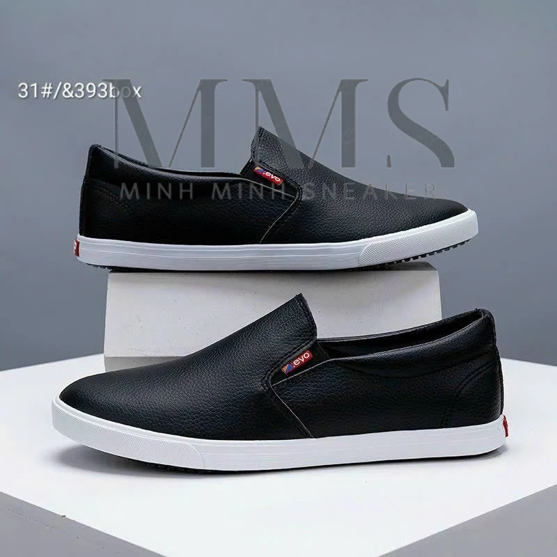 Excellent grade Leyo leather loafers