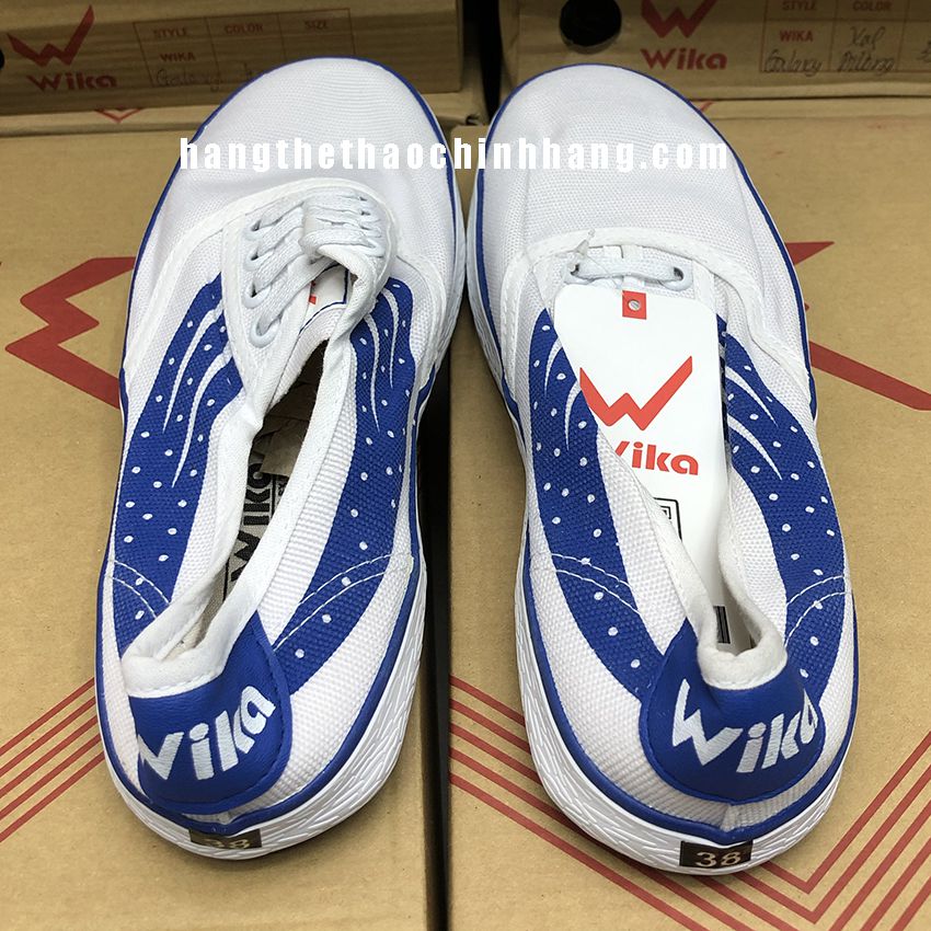 Giầy bata Wika – Giầy đá phủi Bata Wika