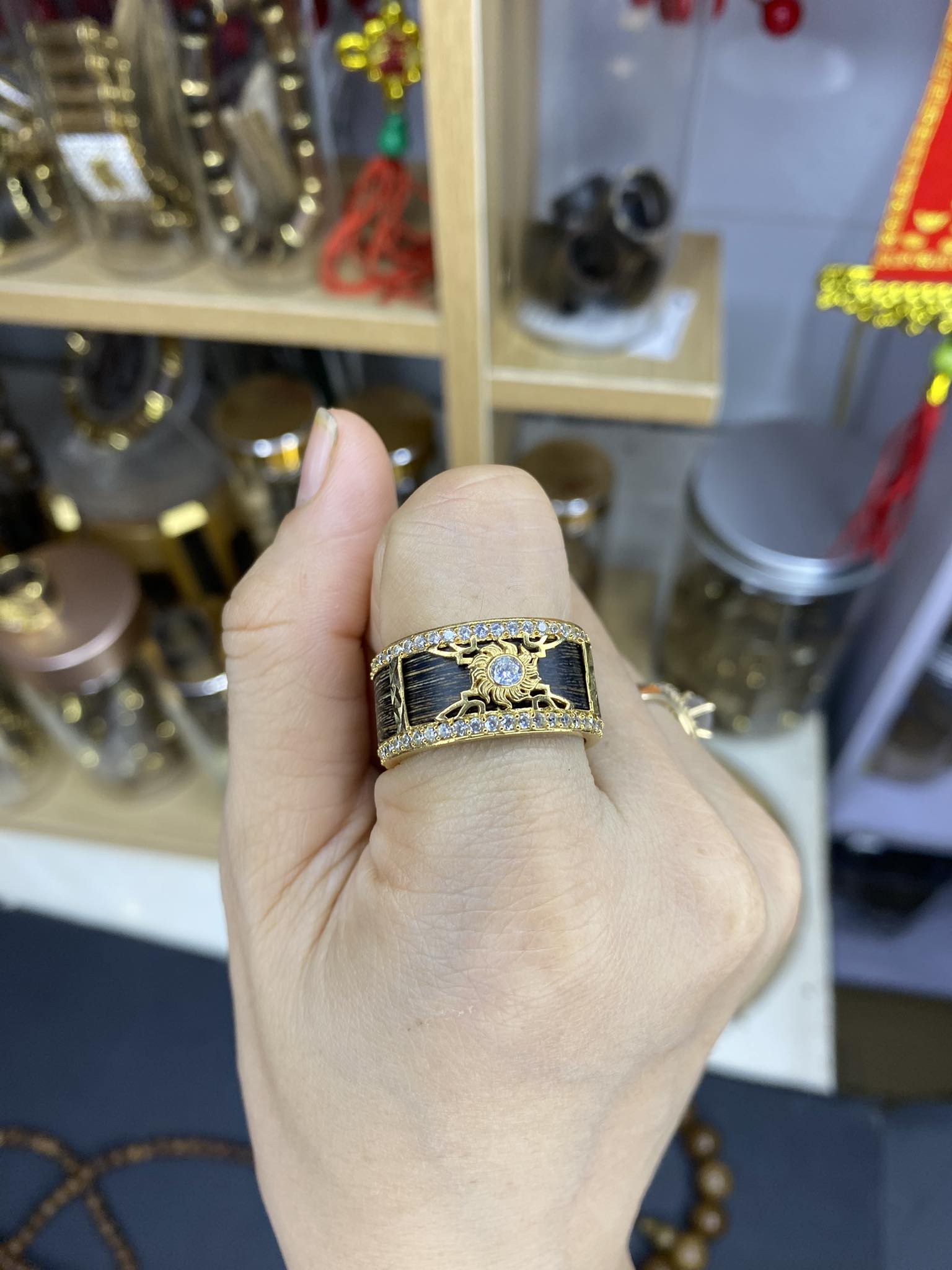 Nhẫn trầm sánh chìm bản nhỏ Cao Cấp