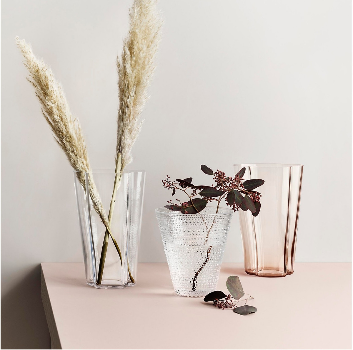 Bình hoa thủy tinh Kastehelmi 154mm Iittala