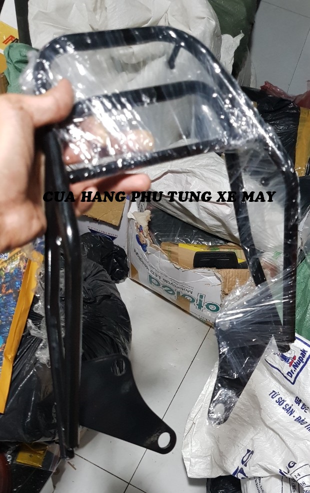 Cảng sau (tay dắt) gắn MSX