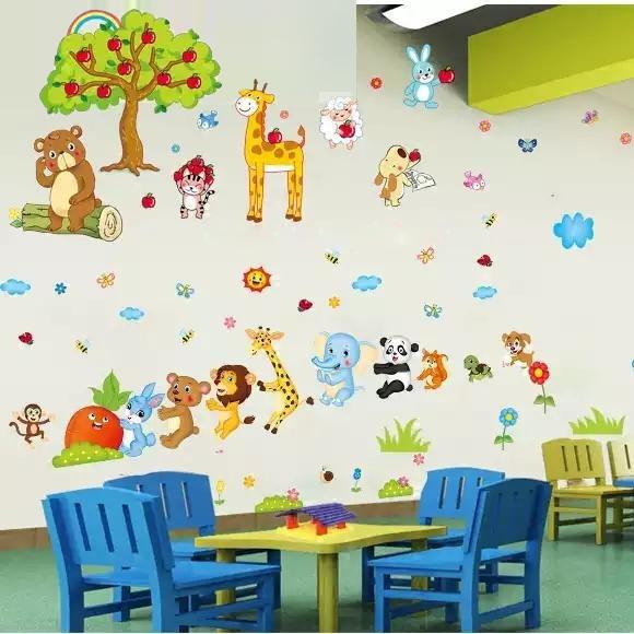 Decal dán tường Thủ nhổ cà rốt vườn cherry- T36-vivadecal