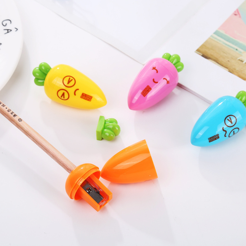 1 Cái Gọt Chì Hình Cà Rốt