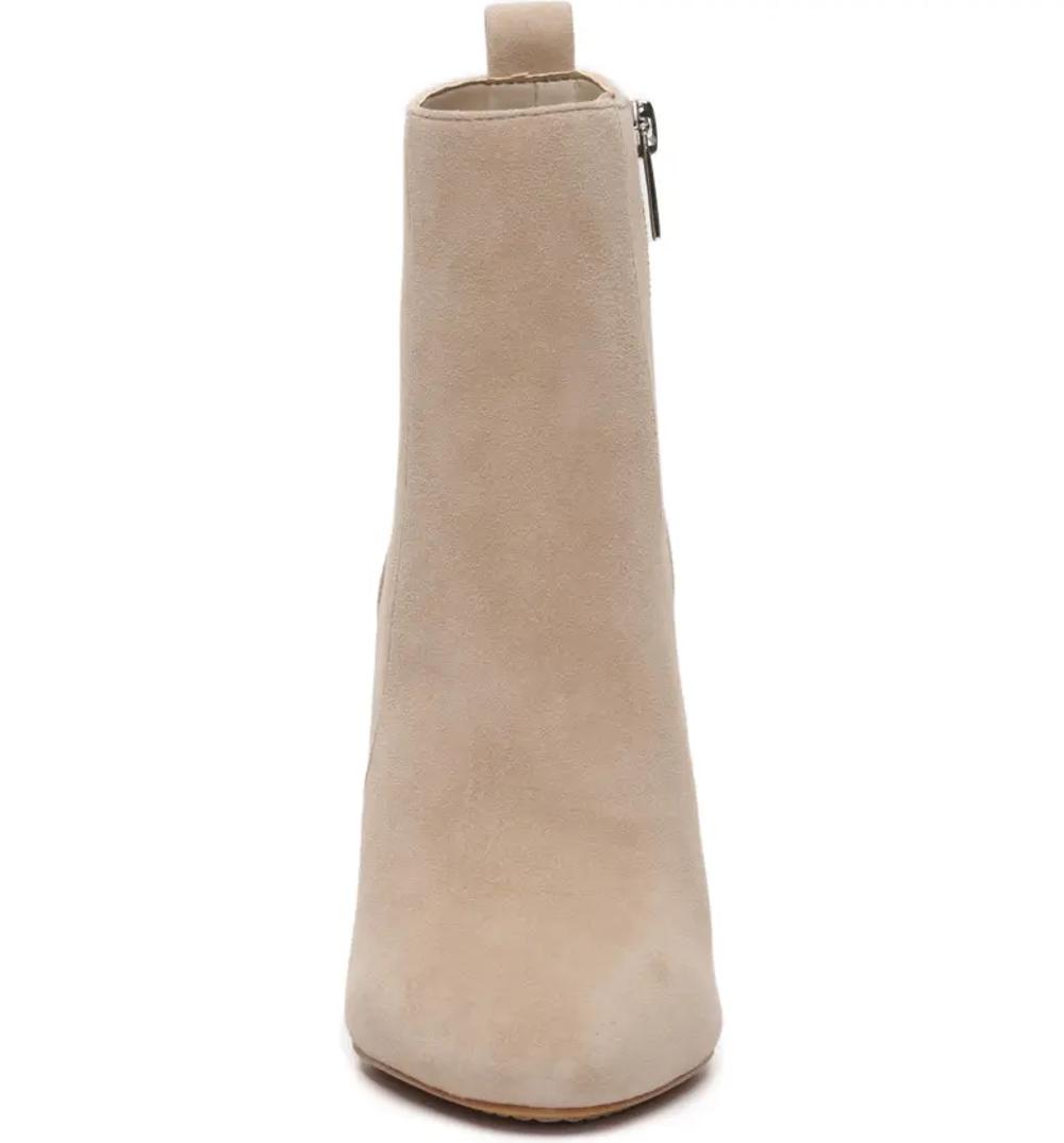 Boot da thật xuất dư Vince Camuto
