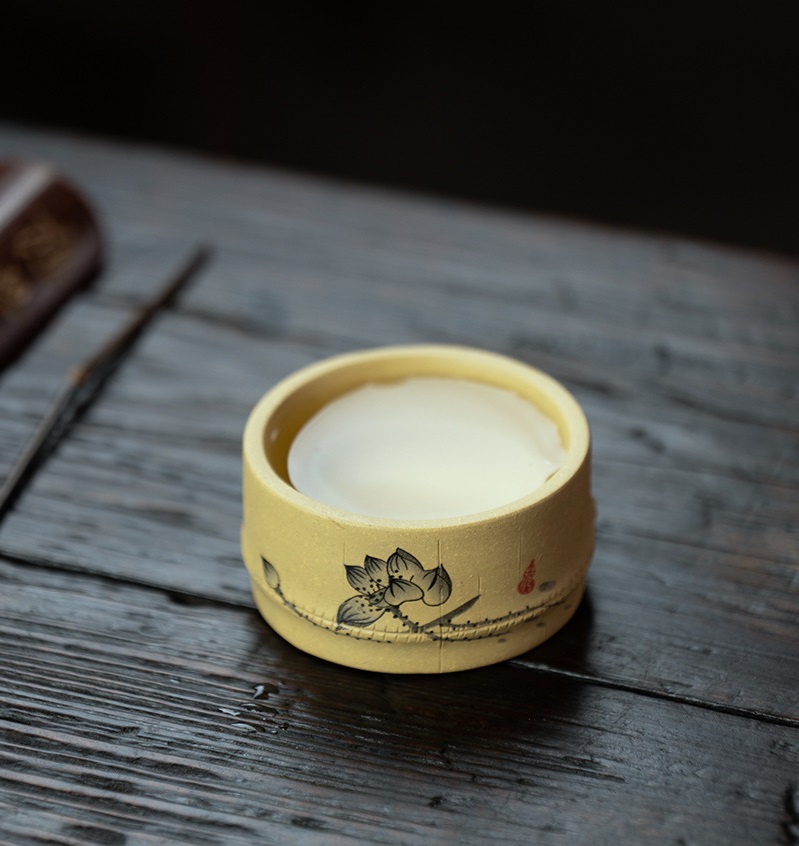Chén Tử Sa Nghi Hưng Đoạn Nê Liên Hoa 50 ml (Tạo Hình Thân Cây Trúc)