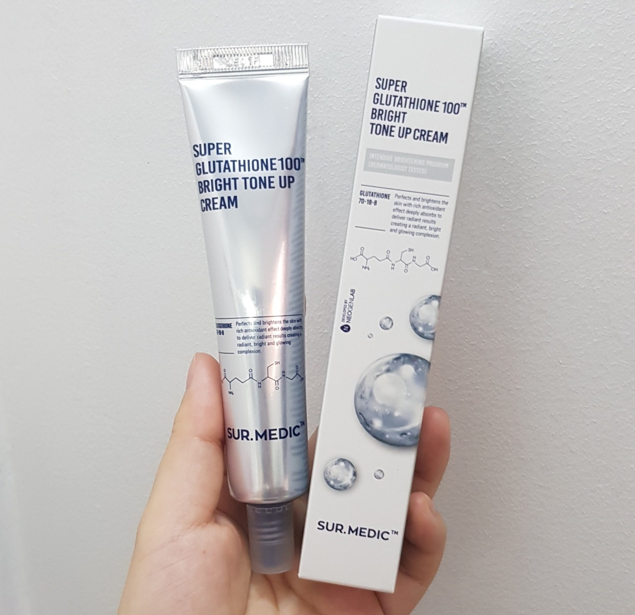 Kem Dưỡng Trắng Da Sur.Medic Super Glutathione 100 Bright Tone Up Cream