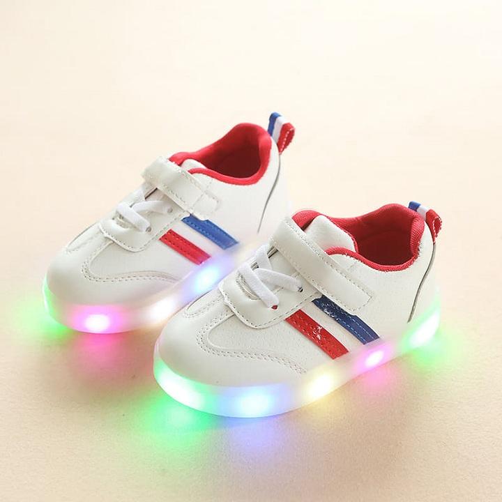 giày sneaker 2 sọc có đèn cho bé trai - bé gái