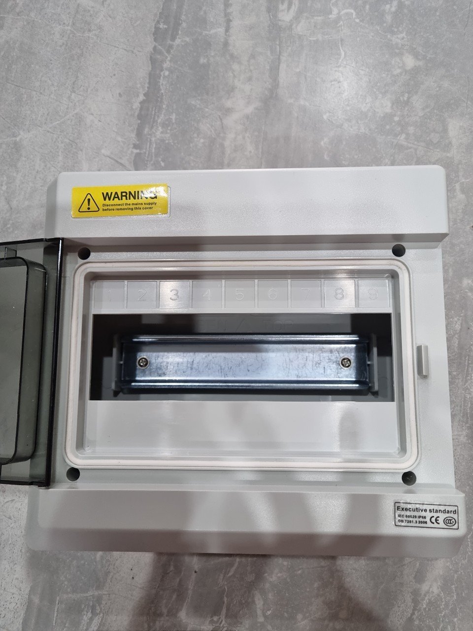 VỎ TỦ ĐIỆN DC IP65 24way