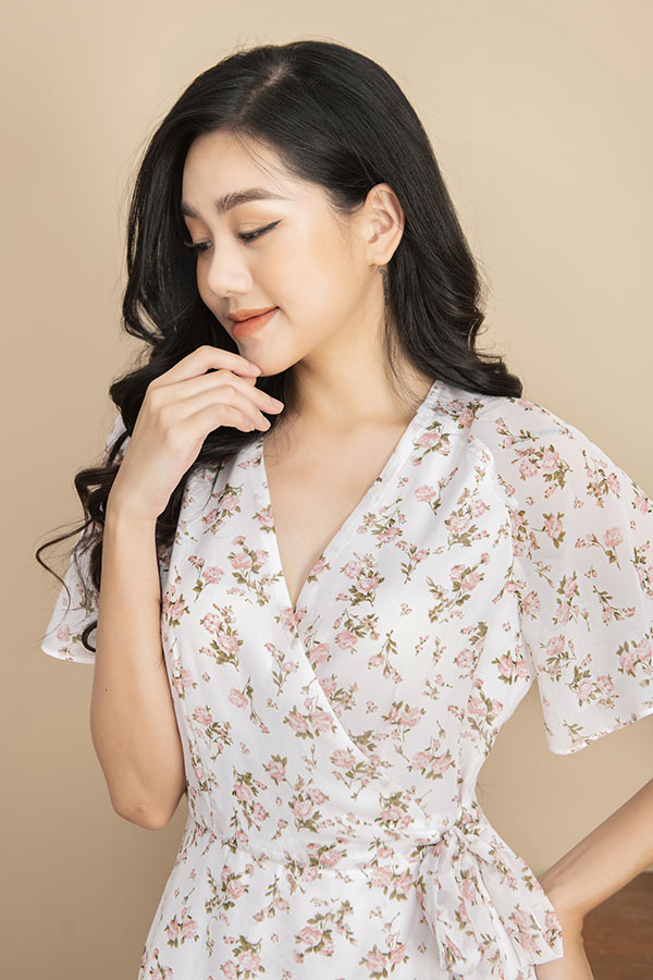 Đầm hoa nhí, váy hoa nhí thắt chéo tà trắng e1069