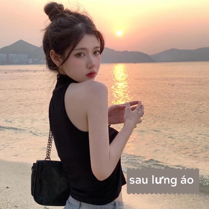 Áo thun kiểu cổ lọ cho nữ