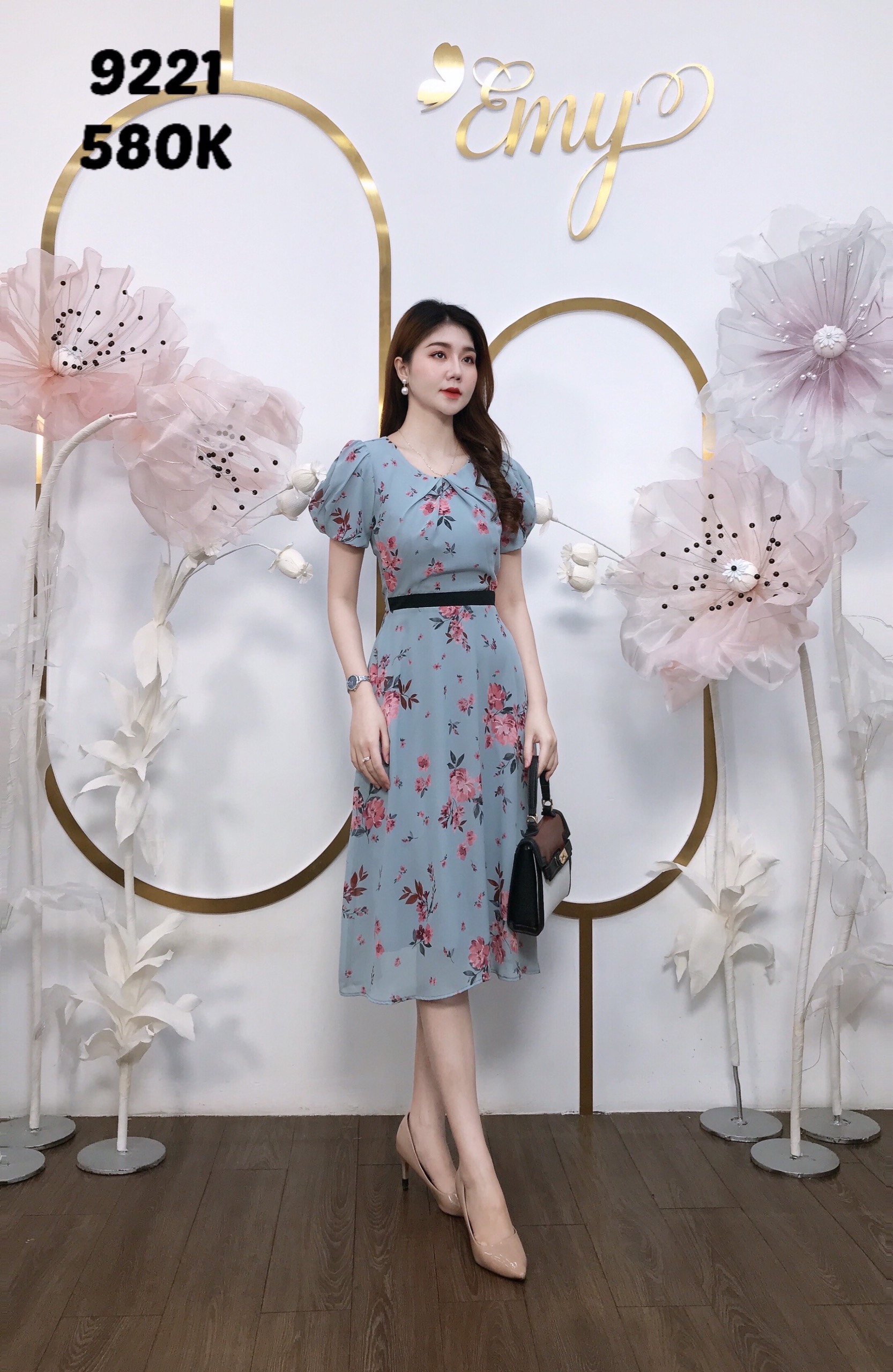 Đầm EMY EM9221 Xòe Hoa Cổ Cách Điệu