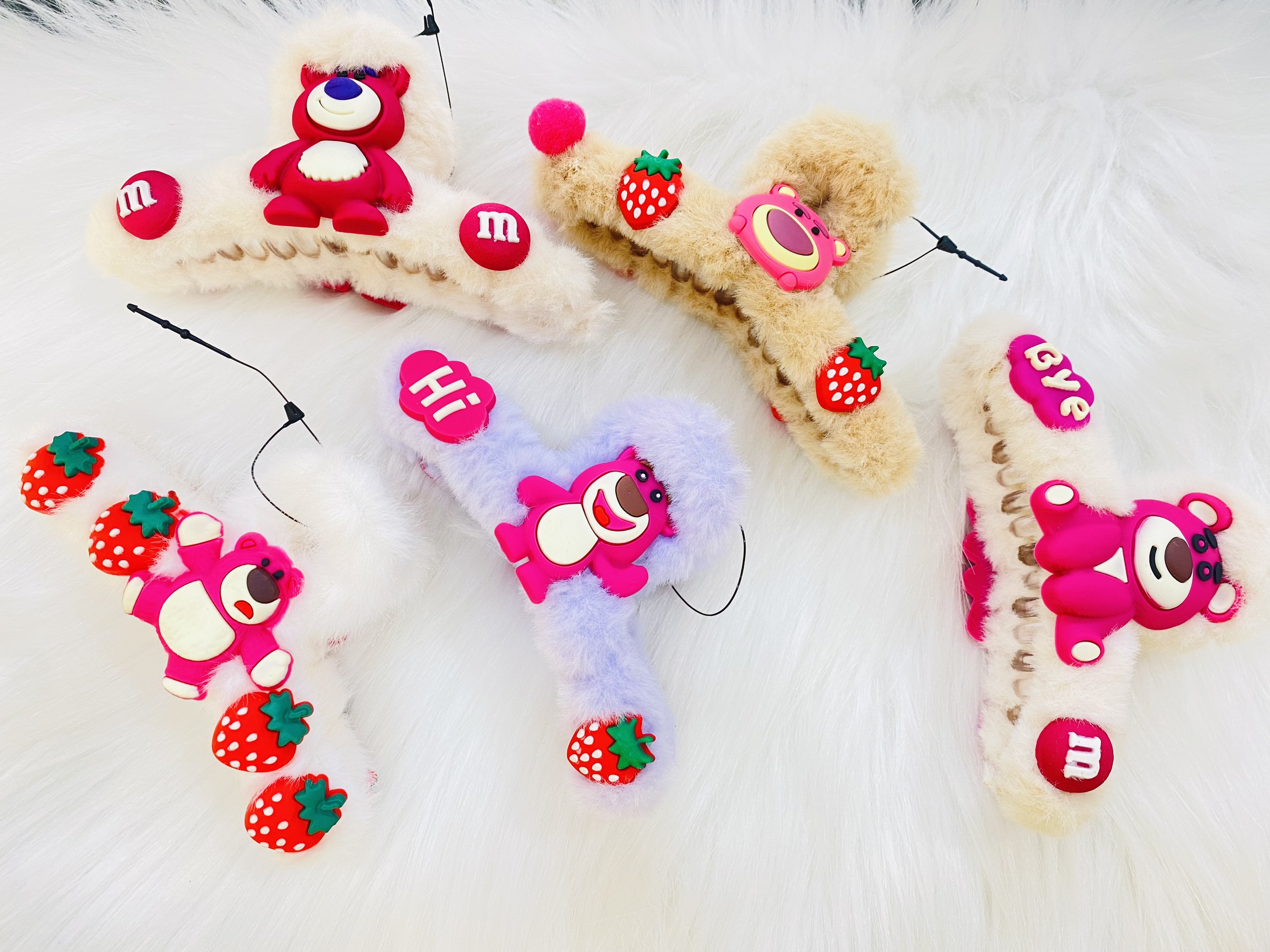 KẸP TÓC GẤU DÂU LOTSO MÀU HỒNG SIÊU CUTE