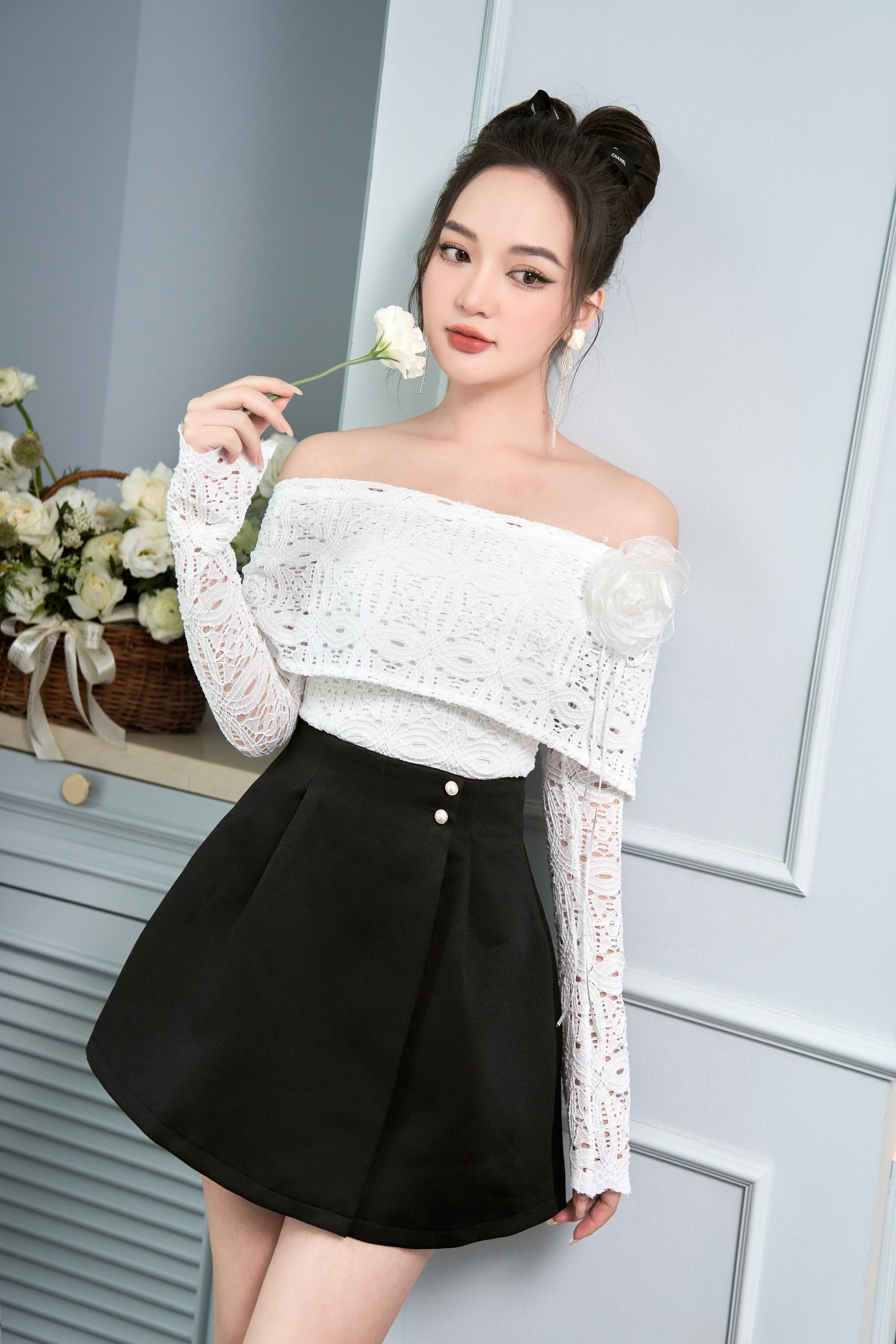 Áo Ren Trễ Vai Tay Dài - EDINI - A1462
