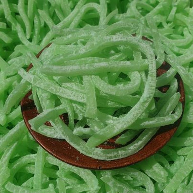 Mứt Dừa Non Sợi Vị Dứa - Siêu Ngon 100G
