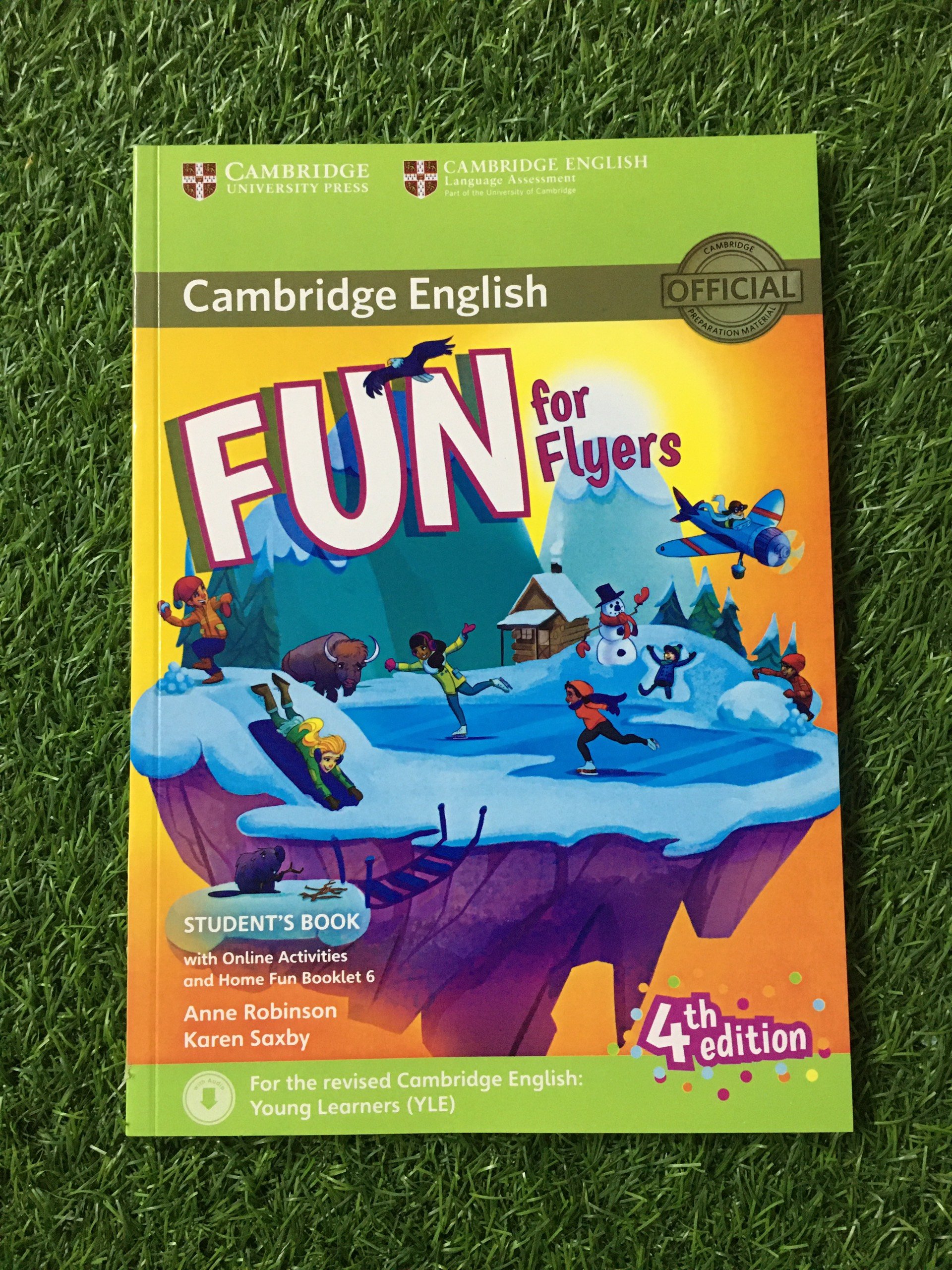 Sách Cambridge FUN for Flyers 4th