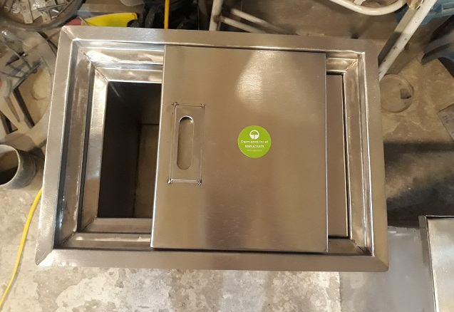 Tủ đá inox âm bàn inox 304