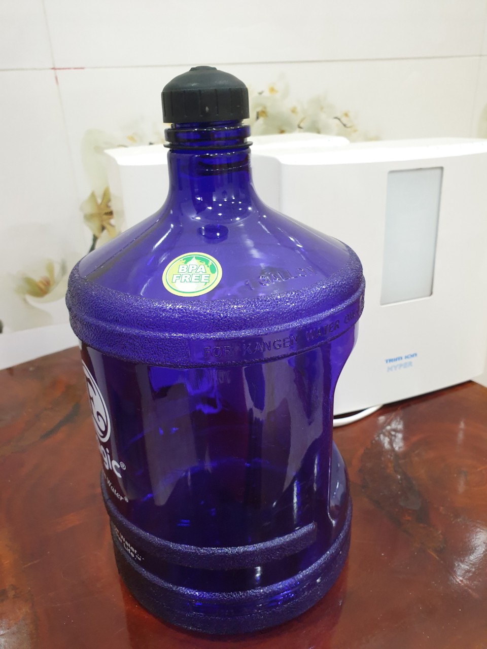 Bình 3.785 Lít Đựng Nước Ion kiềm Enagic Giữ Hydrogen
