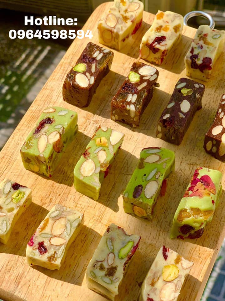 Bộ khuôn làm kẹo Nougat( Kẹo Hạnh Phúc)