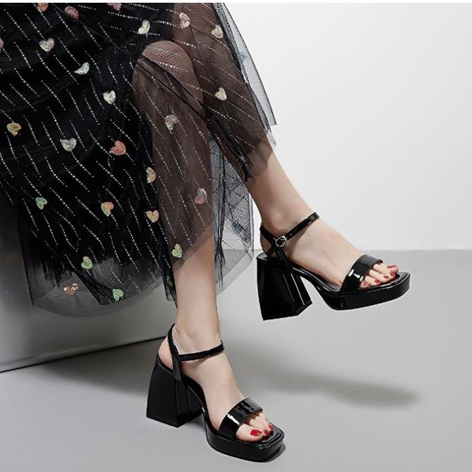 Giày sandal nữ cao gót vuông đúp 9p quai bản ngang vòng cung hở gót SD78
