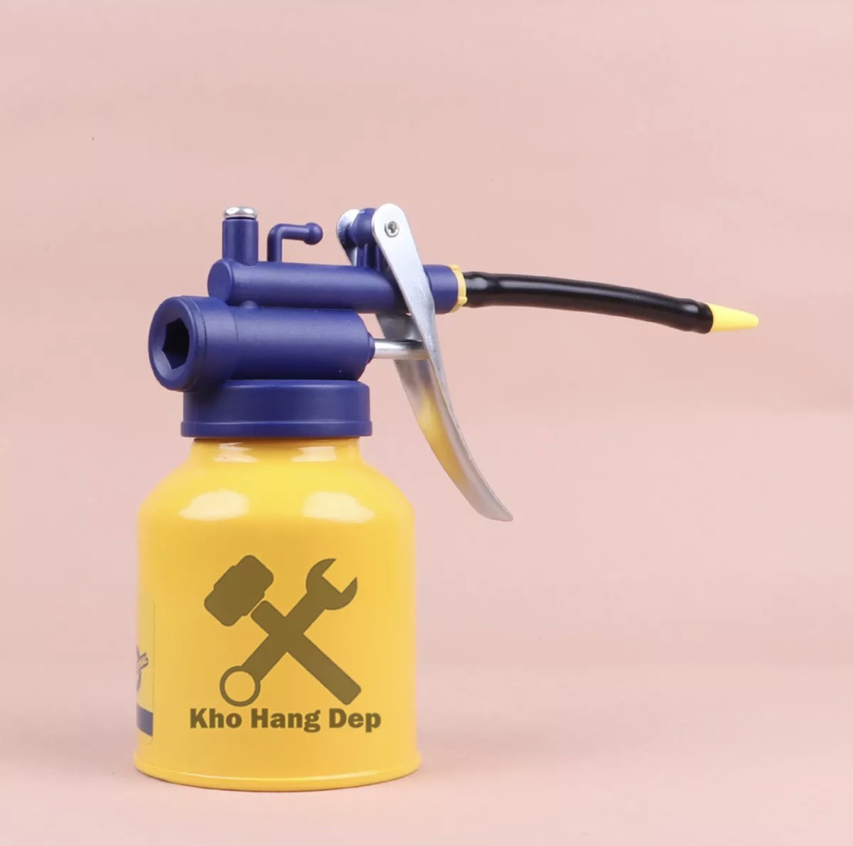 [HCM]Bình châm nhớt sắt LS+ ống dẻo có quai bóp inox cao cấp