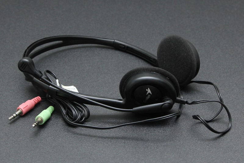 Tai Nghe Genius Hs-200C