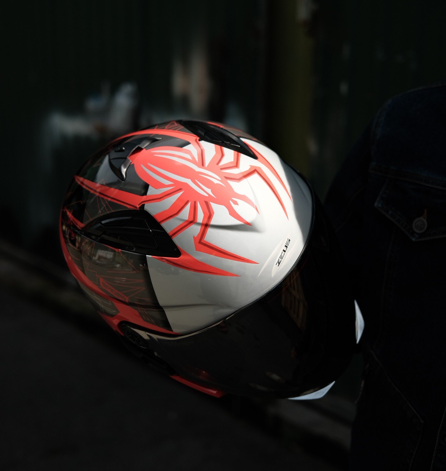 MŨ 3/4 ZEUS 613B SPIDER RED TẶNG MÁI CHE