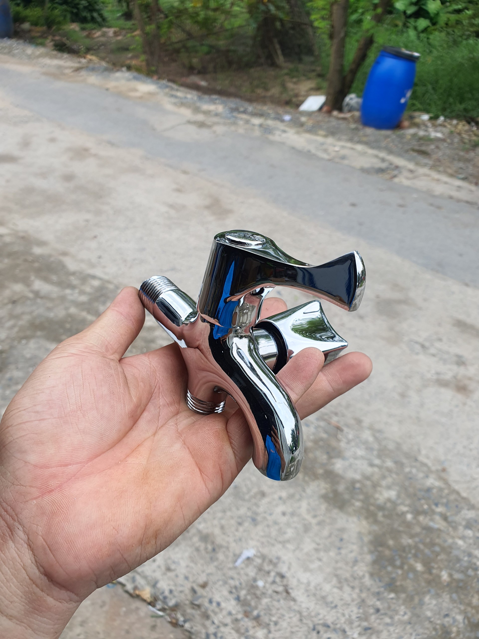 Củ Sen Tắm Củ Sen Một Đường Nước Lạnh Thau Bóng Ti Đồng Ren 21 KENTA CS01 Cao Cấp