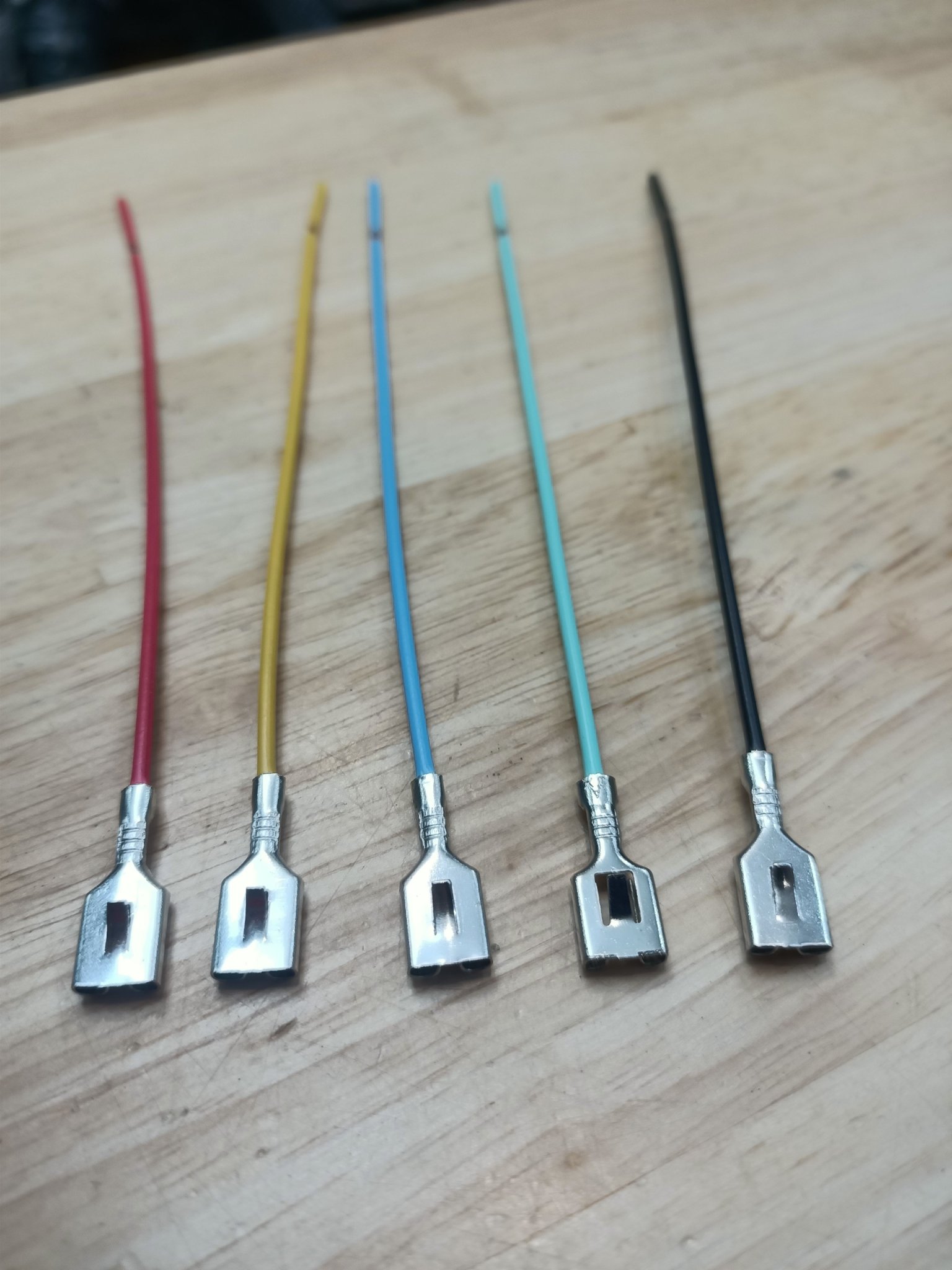 Đế Relay 5 chân có sẵn dây